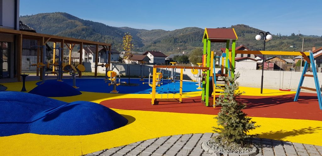 Tartan, Spațiu de joacă, Sângeorz-Băi