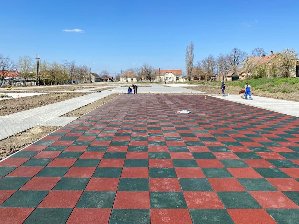 Tartan, Spatiu de joacă, Camar