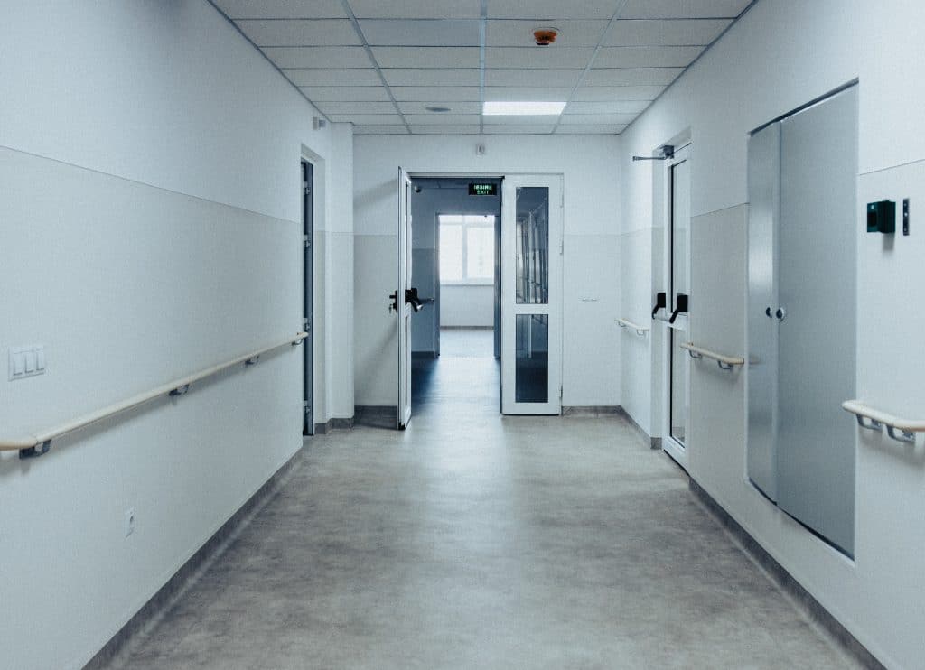 Covor PVC, tapet PVC, mana curenta, Clinica medicală „Sfântul Nicolae”, Botoșani